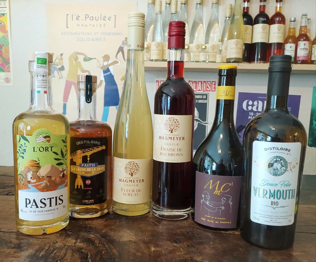 Pastis local liqueur fleur de sureau Vermouth bio caviste bio nantes centre quartier Procé Toutes Joies Monselet Bastille Guist'Hau